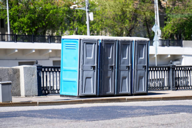 Portable Toilet Options We Offer in Calvert, TX